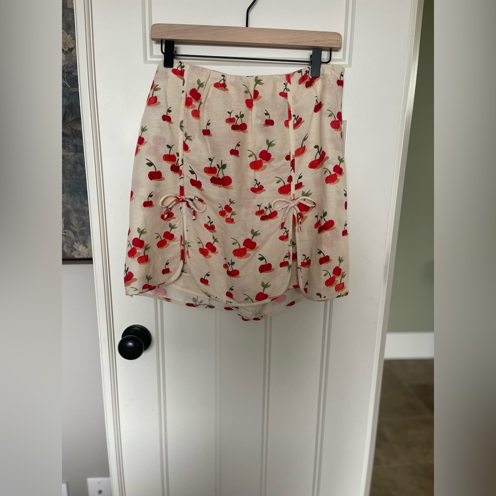 FARM Rio Cream Mini Skort with Orange Cherry Print - Picture 4 of 7